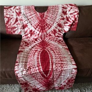 Red and White Tie-Dye Kaftan